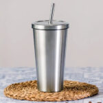 Vaso-termico-de-acero-doble-pared-pajita-tapa-rosca-moder-600ml